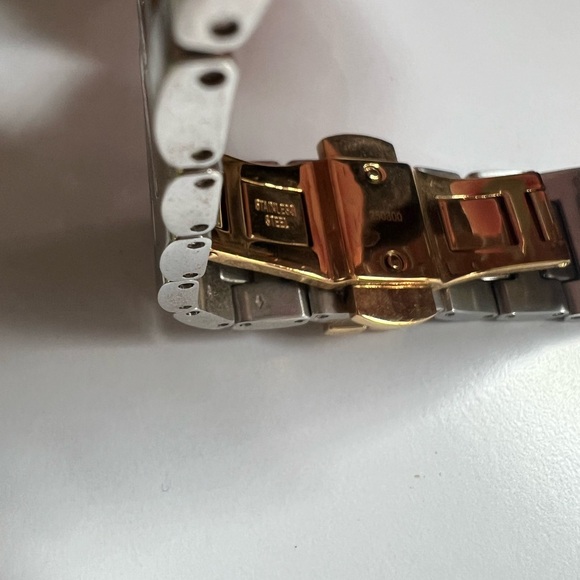 TORY BURCH Wrist Watch - Picture 5 of 8
